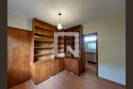 Casa à venda com 570m², 4 quartos e 5 vagasQuarto 4