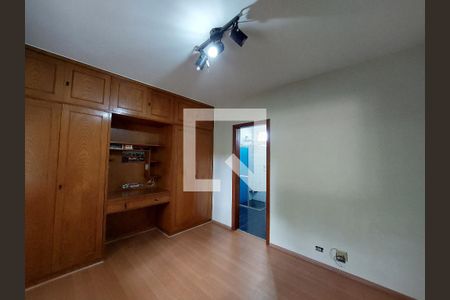 Casa à venda com 570m², 4 quartos e 5 vagasQuarto 1