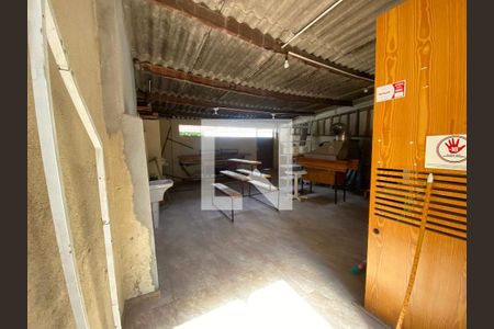 Casa à venda com 310m², 4 quartos e 2 vagasGaragem