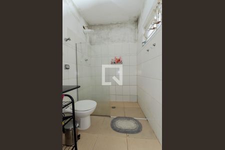 Casa à venda com 250m², 6 quartos e 2 vagasBanheiro do Quarto 5