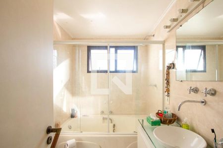 Apartamento à venda com 167m², 3 quartos e 3 vagas