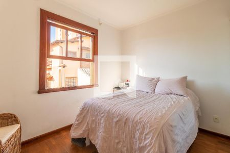 Casa à venda com 170m², 4 quartos e 4 vagas