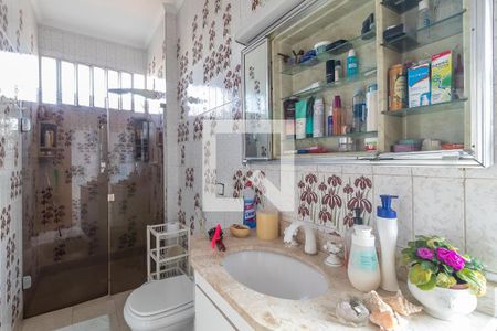 Casa à venda com 170m², 4 quartos e 4 vagas