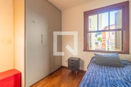 Casa à venda com 170m², 4 quartos e 4 vagas