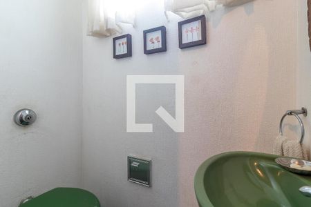 Casa à venda com 170m², 4 quartos e 4 vagas