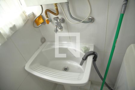 Apartamento à venda com 75m², 2 quartos e 1 vagaÁrea de Serviço