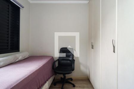 Apartamento à venda com 72m², 3 quartos e 2 vagasQuarto 2