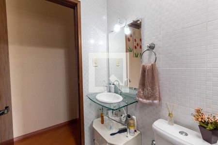 Casa à venda com 162m², 3 quartos e 3 vagas Casa à venda com 162m², 3 quartos e 3 vagasBanheiro 2