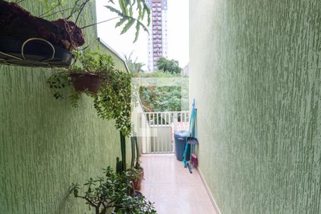 Casa à venda com 162m², 3 quartos e 3 vagas Casa à venda com 162m², 3 quartos e 3 vagasCorredor