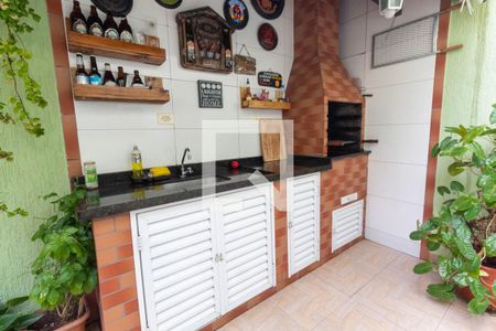 Casa à venda com 162m², 3 quartos e 3 vagas Casa à venda com 162m², 3 quartos e 3 vagasChurrasqueira