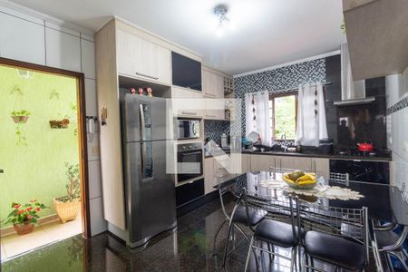 Casa à venda com 162m², 3 quartos e 3 vagas Casa à venda com 162m², 3 quartos e 3 vagasCozinha