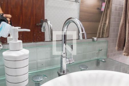 Casa à venda com 162m², 3 quartos e 3 vagas Casa à venda com 162m², 3 quartos e 3 vagasBanheiro 2