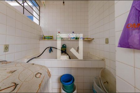 Casa à venda com 272m², 6 quartos e 3 vagasÁrea de serviço