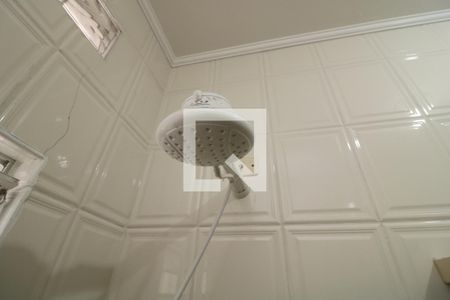 Casa à venda com 170m², 2 quartos e 2 vagasBanheiro