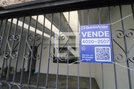 Casa à venda com 170m², 2 quartos e 2 vagasPlaca