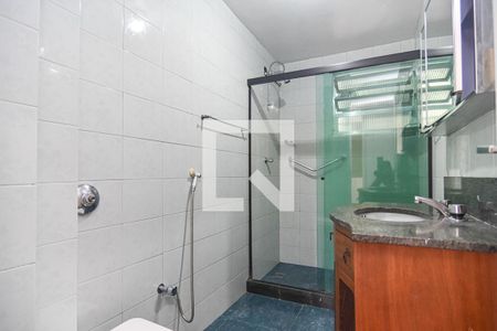 Apartamento à venda com 110m², 3 quartos e 1 vaga Apartamento à venda com 110m², 3 quartos e 1 vagaBanheiro