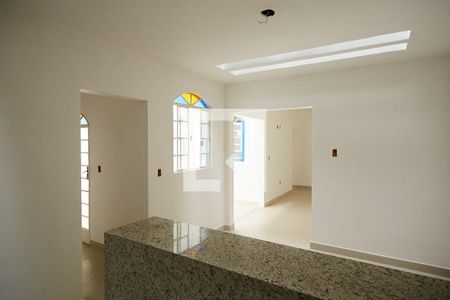 Casa à venda com 130m², 3 quartos e 8 vagas Casa à venda com 130m², 3 quartos e 8 vagasCozinha