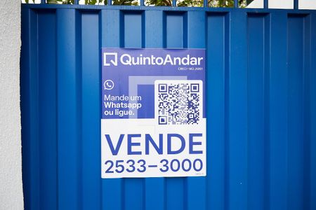 Casa à venda com 130m², 3 quartos e 8 vagas Casa à venda com 130m², 3 quartos e 8 vagasQrcode