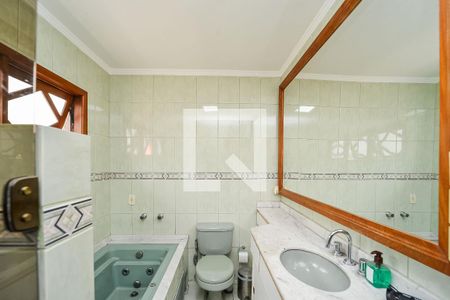 Casa de condomínio à venda com 170m², 3 quartos e 1 vagaBanheiro da Suíte