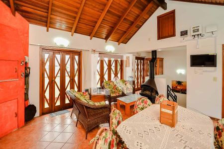 Casa de condomínio à venda com 170m², 3 quartos e 1 vagaEspaço Gourmet