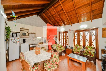 Casa de condomínio à venda com 170m², 3 quartos e 1 vagaEspaço Gourmet