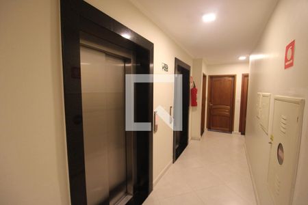 Apartamento à venda com 71m², 2 quartos e 1 vagaÁrea Comum