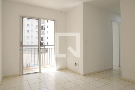 Sala de apartamento para alugar com 2 quartos, 51m² em Setor Garavelo, Goiânia