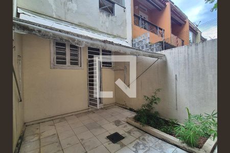Casa de condomínio à venda com 150m², 3 quartos e 2 vagas Casa de condomínio à venda com 150m², 3 quartos e 2 vagasÁrea externa