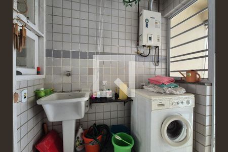 Casa de condomínio à venda com 150m², 3 quartos e 2 vagas Casa de condomínio à venda com 150m², 3 quartos e 2 vagasÁrea de serviço