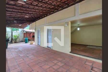 Casa de condomínio à venda com 150m², 3 quartos e 2 vagas Casa de condomínio à venda com 150m², 3 quartos e 2 vagasárea comum