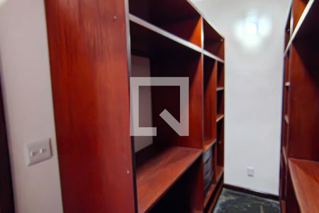 Casa à venda com 300m², 3 quartos e 4 vagas Casa à venda com 300m², 3 quartos e 4 vagasquarto 1 suite master