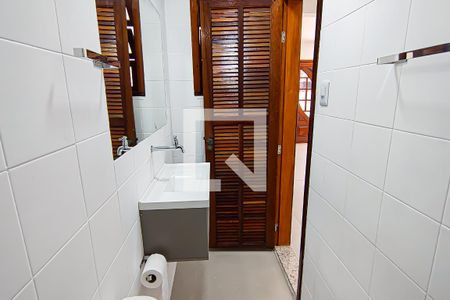 Casa à venda com 300m², 3 quartos e 4 vagas Casa à venda com 300m², 3 quartos e 4 vagasBanheiro