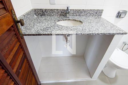 Casa à venda com 300m², 3 quartos e 4 vagas Casa à venda com 300m², 3 quartos e 4 vagasBanheiro da Suíte 2