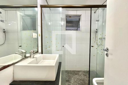 Apartamento para alugar com 83m², 4 quartos e 2 vagas Apartamento para alugar com 83m², 4 quartos e 2 vagasBanheiro da Suíte