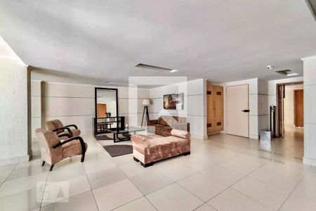 Apartamento para alugar com 83m², 4 quartos e 2 vagas Apartamento para alugar com 83m², 4 quartos e 2 vagasHall social