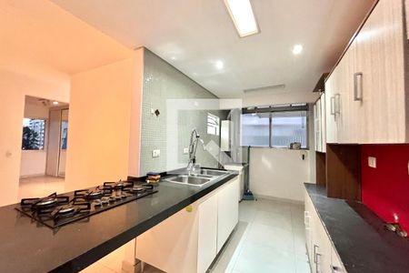 Apartamento para alugar com 83m², 4 quartos e 2 vagas Apartamento para alugar com 83m², 4 quartos e 2 vagasCozinha