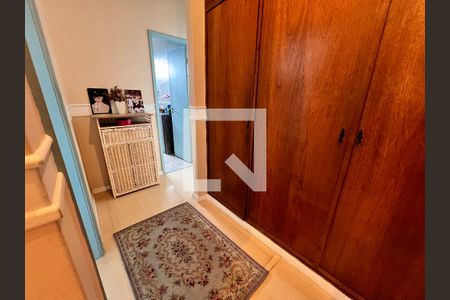 Corredor  de apartamento à venda com 4 quartos, 109m² em Taquara, Rio de Janeiro