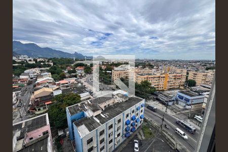 Sala de apartamento à venda com 4 quartos, 109m² em Taquara, Rio de Janeiro