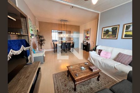 Sala de apartamento à venda com 4 quartos, 109m² em Taquara, Rio de Janeiro