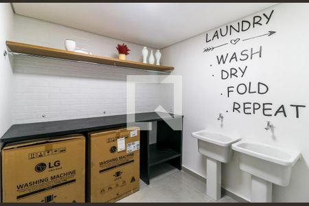 Studio à venda com 30m², 1 quarto e sem vaga Studio à venda com 30m², 1 quarto e sem vagaÁrea Comum - Lavanderia