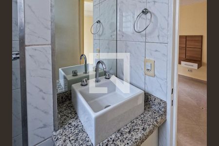 Apartamento à venda com 49m², 2 quartos e 1 vaga Apartamento à venda com 49m², 2 quartos e 1 vagaBanheiro