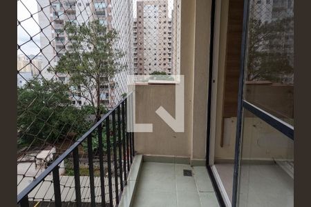 Apartamento à venda com 49m², 2 quartos e 1 vaga Apartamento à venda com 49m², 2 quartos e 1 vagaVaranda