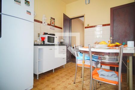 Apartamento à venda com 90m², 2 quartos e sem vagaCozinha