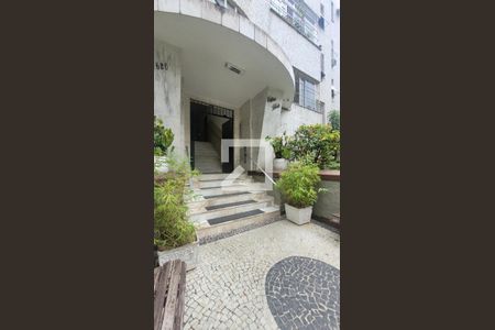 Apartamento à venda com 56m², 1 quarto e 1 vagaFachada