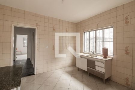 Casa à venda com 223m², 2 quartos e 2 vagasCozinha