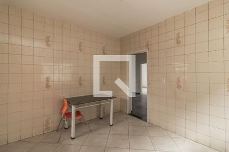 Casa à venda com 223m², 2 quartos e 2 vagasCozinha