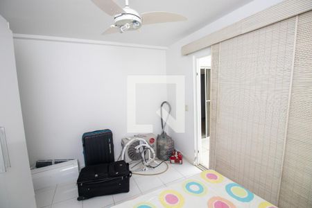 Casa de condomínio à venda com 500m², 4 quartos e 3 vagas Casa de condomínio à venda com 500m², 4 quartos e 3 vagasQuarto 3