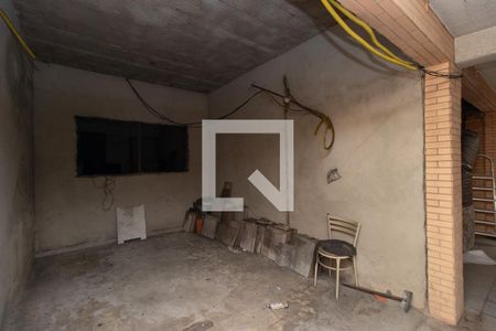 Casa à venda com 500m², 4 quartos e 5 vagas Casa à venda com 500m², 4 quartos e 5 vagasGaragem