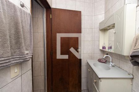 Casa à venda com 500m², 4 quartos e 5 vagas Casa à venda com 500m², 4 quartos e 5 vagasBanheiro 2