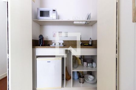 Cozinha de kitnet/studio para alugar com 1 quarto, 40m² em Cerqueira César, São Paulo
